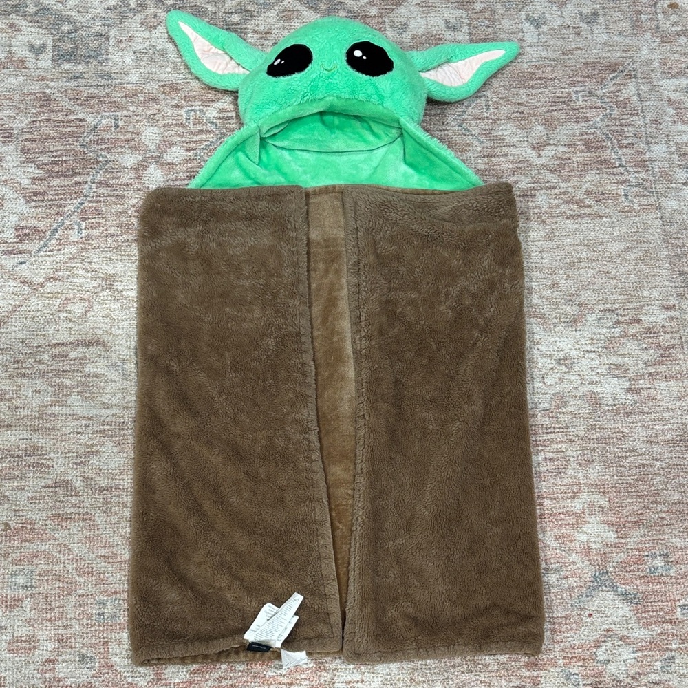 Star Wars Brown and White Plush Blanket